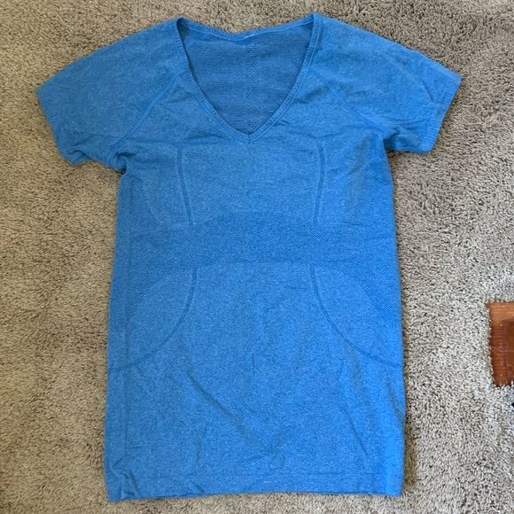 Lululemon Blue Short Sleeve Athletic Running  Top - Picture 1 of 2